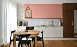 Wnętrze architektki pełne koloru, sztuki i sprytnych rozwiązań