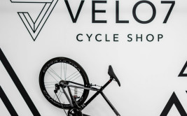 Sklep rowerowy VÈLO7 z pracowni mode:lina™
