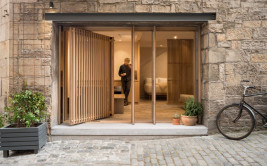 Naturalna glina we wnętrzu – aranżacja apartamentu w Edynburgu