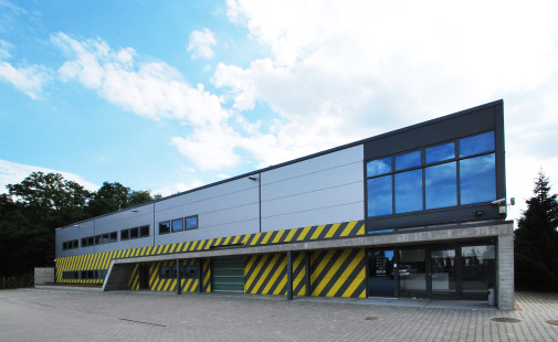 Ultra Architects, biuro-garaż, biuro TS Investment, Poznań