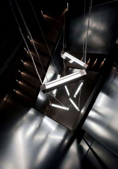 Chalet Béranger, Noé Duchaufour Lawrance, górska chata w St. Martin de Belleville, instalacja 'Wind Ceiling Lights', Johanna Grawunder