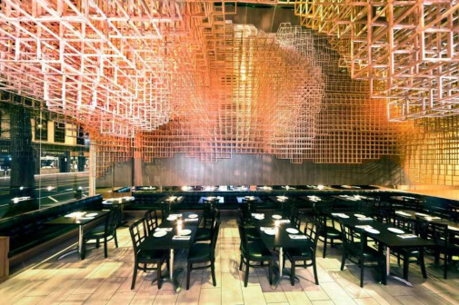 Bluarch, restauracja Innuendo, instalacja we wnętrzu, fraktale