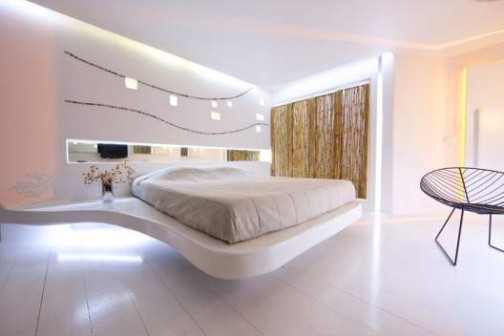 KLab Architecture, Hotel Andronikos, Mykeny, pokoje jak nowoczesna jaskinia