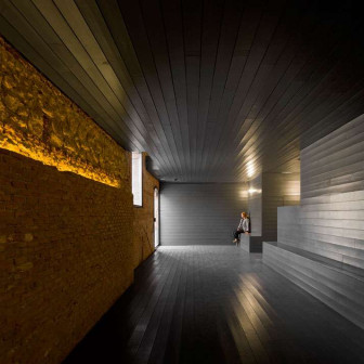 churtichaga+quadra salcedo (ch+qs) architects, centrum kinowe Matadero w Legazpi w Madrycie, adaptacja rzeźni na kino, plecione struktury we wnętrzach