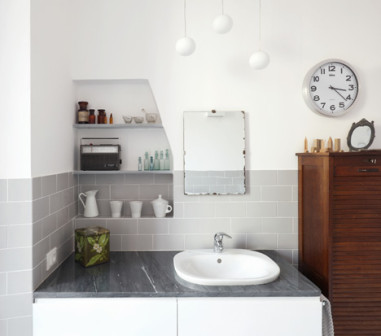 Grooppo, Casa GS, adaptacja mieszkania w kamienicy w Albissola Marina, ceramiczne podłogi 