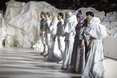 Frank Gehry, scenografia do opery Don Giovanni Mozarta, scenografia z gniecionego papieru