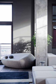 2B Group, apartament w Kijowie, wnętrza łączące wiele stylów, wnętrza z betonową konstrukcją, meble w kształćie kamieni