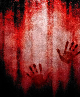 PIXERS, wnętrza inspirowane filmem Gorzkie gody Romana Polańskiego, ściany pokryte muralami imitującymi plamy krwi
