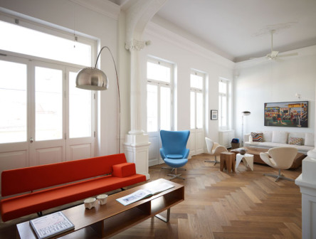 Stella Konstantinidis, ASKarchitects, dom Grand Dome w Pireusie, wnętrze łączące przeszłość ze współczesnością, wnętrze z designem w stylu vintage