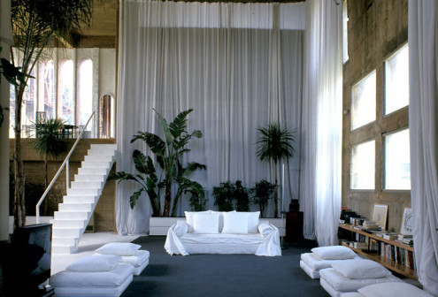 Ricardo Bofill, adaptacja fabryki cementu w Barcelonie na loft i pracownię architekta, wnętrze jak scenografia filmu fantastycznego