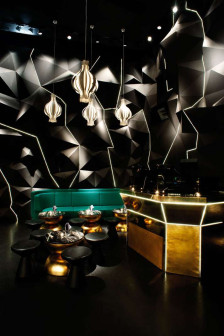 Tom Dixon, Tazmania Ballroom, ekskluzywny klub nocny w Hong Kongu, wnętrza w stylu glamour