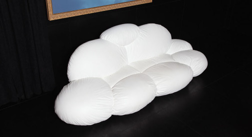 sofa w kształcie chmury