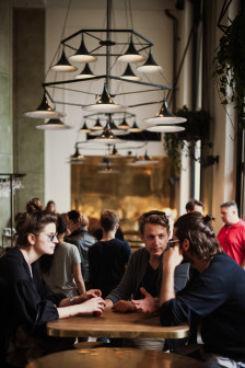 Aranżacja restauracji w stylu Art Deco