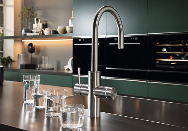 Franke Mythos Water Hub – domowy system filtrowania i zarządzania rodzajem wody