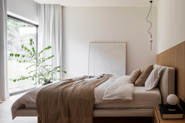 Minimalistyczne wnętrza domu w Bielsku-Białej od Tika Design 