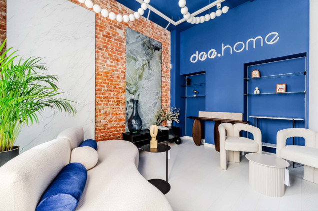 Showroom Deer Design