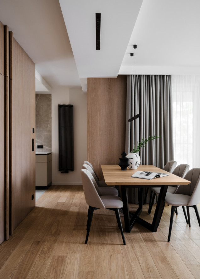 Minimalistyczny apartament na Żoliborzu Artystycznym 