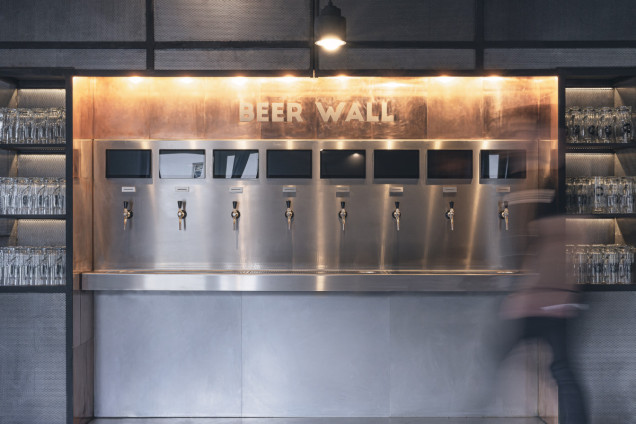 Dobry Browar – wnętrze inspirowane rzemieślniczym piwem