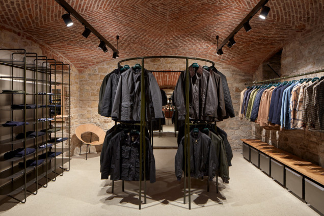 Gentleman Store w Pradze projektu pracowni ORA