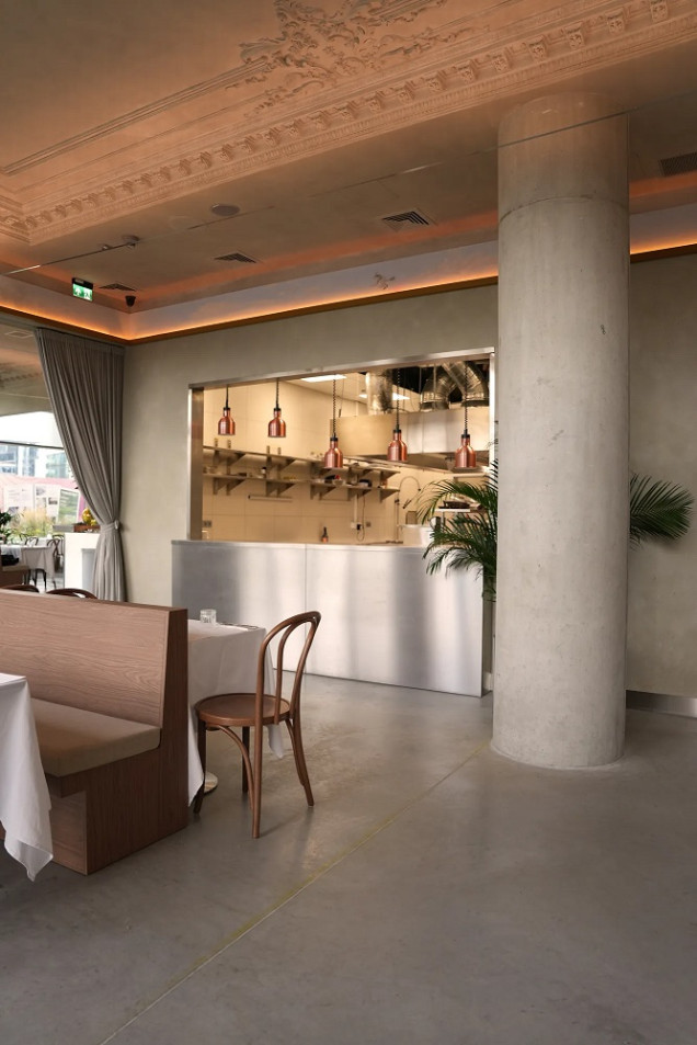 Restauracja Babajaga w Warszawie. Sala 