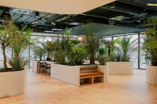Biuro firmy Zendesk - rośliny