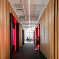 Plus Company Campus & Cossette Offices autorstwa pracowni LAAB architecture