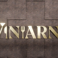 Winiarnia w Fabryce Porcelany projektu ZERO32 Architekci 