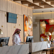 hotel Mercure w Khamis Mushait, wnętrze inspirowane otoczeniem