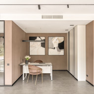 Biuro w minimalistycznym, eleganckim stylu