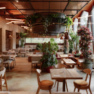 Abstrakcyjne wnętrze restauracji Medusa w Sopocie
