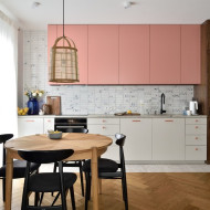 Wnętrze architektki pełne koloru, sztuki i sprytnych rozwiązań