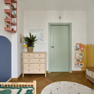 Wnętrze architektki pełne koloru, sztuki i sprytnych rozwiązań