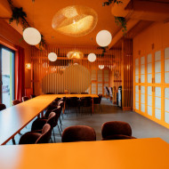 Pokój nauczycielski jak z nowoczesnego coworkingu