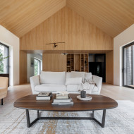 Minimalistyczne wnętrza domu w Bielsku-Białej od Tika Design 