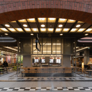 Food Hall w Starym Browarze doceniony na świecie