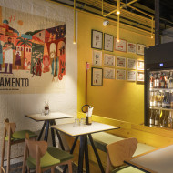 Pizzeria Frammento - kolor, światło i włoski temperament
