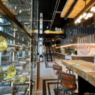 Seafood Station w Gdańsku - trzy poziomy smaku w historycznej Hali Targowej
