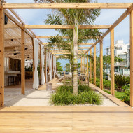 Restauracja nad oceanem powstała w 50 dni