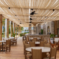 Restauracja nad oceanem powstała w 50 dni