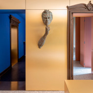 Restauracja z teatralnym wyrazem
