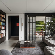 Monochromatyczny penthouse w Bydgoszczy