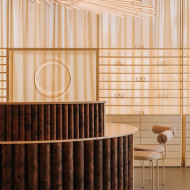 Salon optyczny AUGA we Wrocławiu jak wnętrze oka