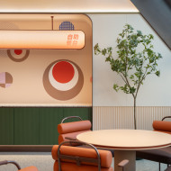 Orange Hotel 3.0 w Szanghaju - wnętrze w stylu LOHAS